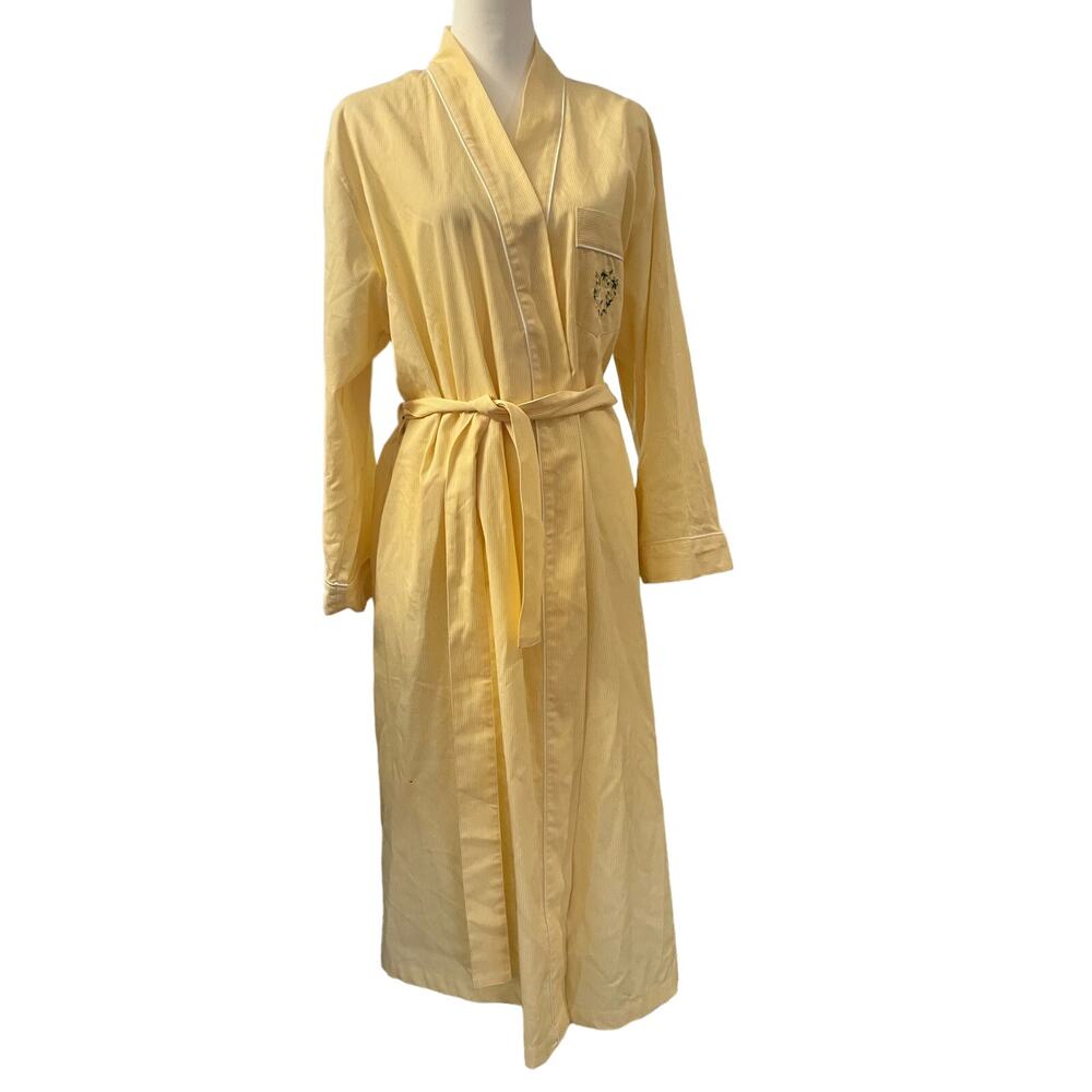 CABERNET womens long  bathrobe embroiered breast pocket and belt size medium